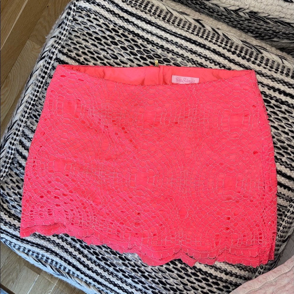 Pink Lilly Pulitzer skort. Used with care